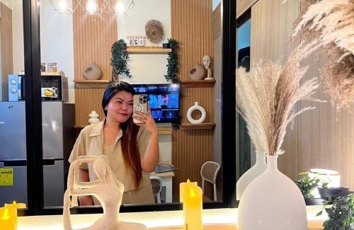 Barangay 76 Apartment | Cozy & Aesthetic walking distance to MOA,near NAIA AIRPORT with NETFLIX,MINIVIDEOKE,BOARDGAMES-DUXE9