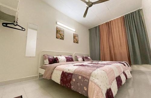 George Town House | Cozy AiZHome