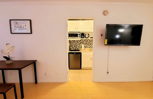Sawtelle Apartment | Cozy and affordable Studio West LA/Santa Monica close to Beach,UCLA,SMC