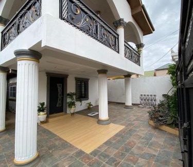 Adentan House | Cozy and Big 2 Bedrooms House 5 mins to Legon Campus