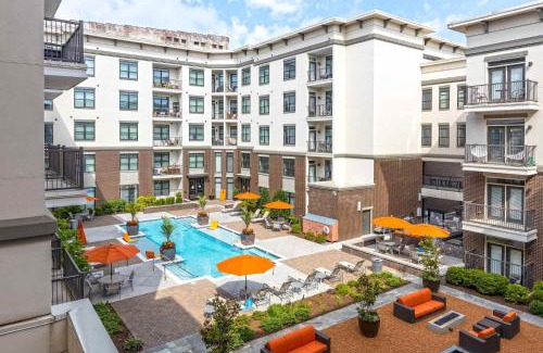 Downtown Knoxville Apartment | Cozy and Bright Apartments at Marble Alley Lofts in Downtown Knoxville
