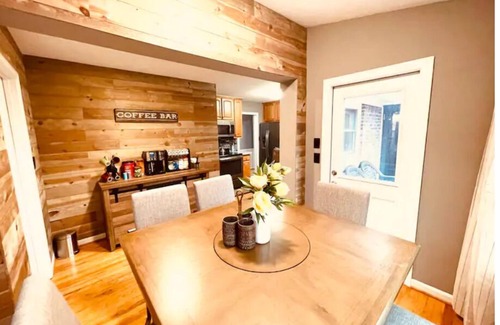 Johns Creek House | Cozy and charming private home on an acre lot