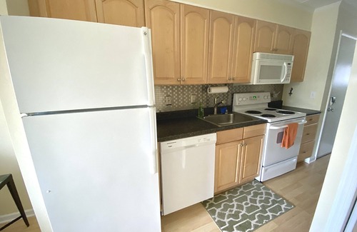 North Ocean City Condo | Cozy and Clean 1BR/1BA condo with ocean views and just a few steps to the beach!