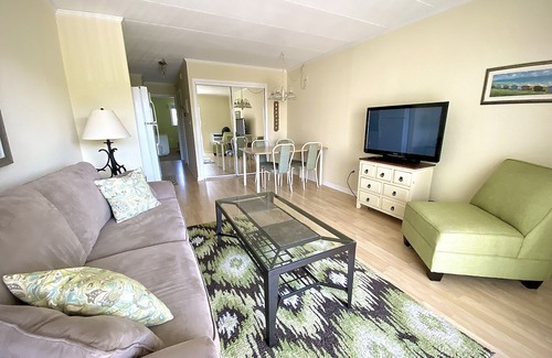 North Ocean City Condo | Cozy and Clean 1BR/1BA condo with ocean views and just a few steps to the beach!
