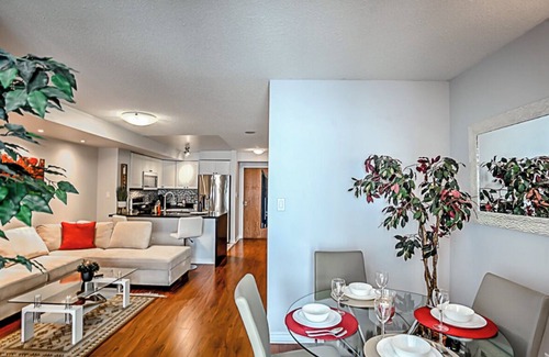 Newtonbrook Apartment | Cozy and Comfortable