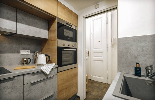 Petrska ctvrt Apartment | Cozy and cute apt walking anywhere you want, SEN