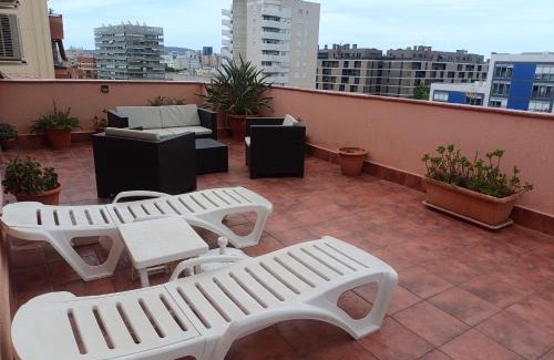 L'Hospitalet de Llobregat Apartment | Cozy and sunny penthouse Fira BCN