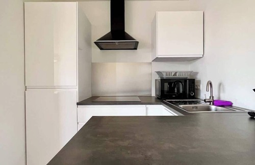 Liege Apartment | Cozy and fully equipped in the center of Liege 4 guests