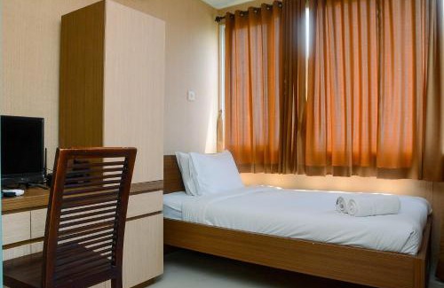 Depok Apartment | Cozy and Minimalist Studio Apartment at Saladdin Mansion By Travelio