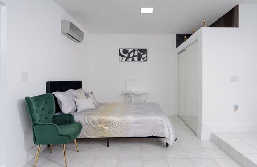 Horse Country House | Cozy and Modern Apartment in Miami