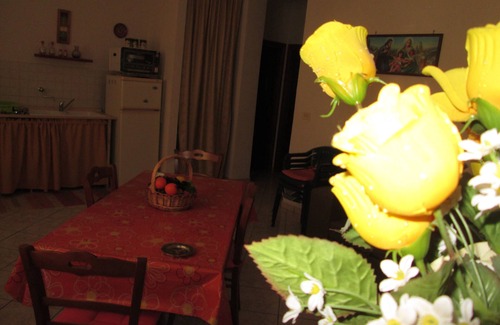 Terrasini Apartment | * Cozy and pretty little house on the ground floor * Terrasini (PA)