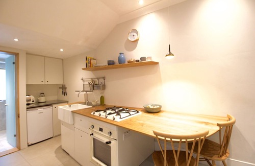 Dalston Apartment | Cozy and quiet 1 bed flat in central Dalston, East London