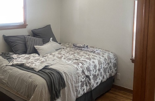Garfield Heights House | Cozy and quiet with all the comforts of home