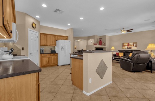 East Mesa House | Cozy and relaxing 3 bedroom home