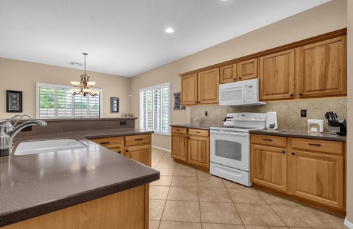 East Mesa House | Cozy and relaxing 3 bedroom home