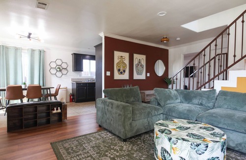 The Flats Apartment | Cozy and Spacious Duplex