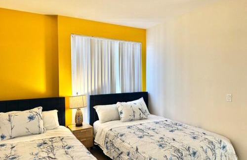 Miracle Mile Apartment | Cozy and Stylish Unit