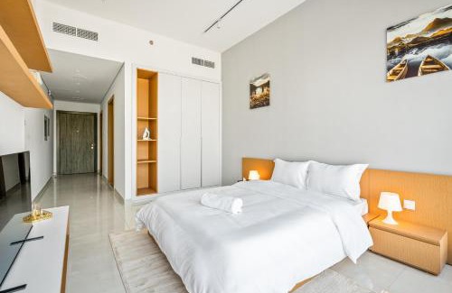 Dubai Apartment | Cozy And Sunny Apartment In Dubailand