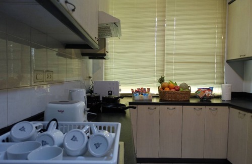 Thung Maha Mek House | Cozy and Spacious 6BR House Central Bangkok