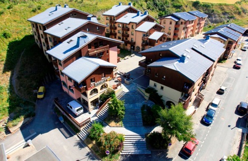 Val Cenis Apartment | Cozy Apartment in Val Cenis Lanslebourg, 1st Floor, Sleeps 7, 300m to Ski Slopes