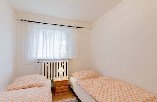 Kroepelin Apartment | Cozy Apartment in Kröpelin with Garden