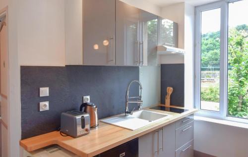 Cherbourg-en-Cotentin Apartment | Cozy Apartment In Cherbourg-En-Cotentin