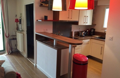 Saint-Briac-sur-Mer Apartment | Cozy apartment, very quiet with superb sea views and located 100m from the beaches