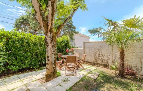 Saint-Palais-sur-Mer Apartment | Cozy Apartment In Saint-Palais-Sur-Mer