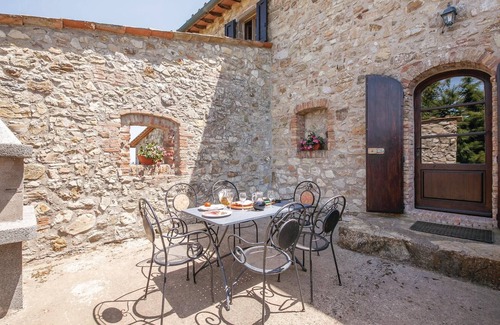 Montecatini Val di Cecina Apartment | Cozy apartment in Montecatini V.C. (FI)
