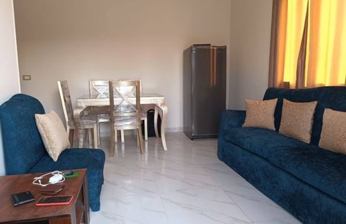 Cairo Apartment | Cozy Apartment with Quiet Rooftop in Mokattam"