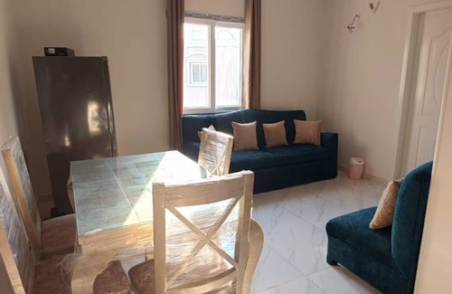 Cairo Apartment | Cozy Apartment with Quiet Rooftop in Mokattam"