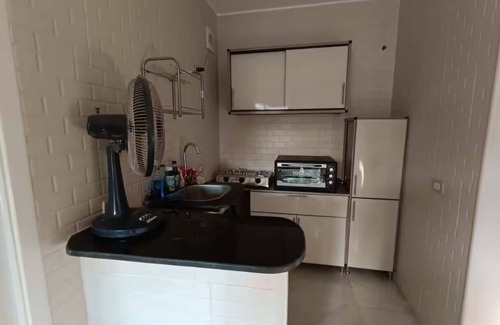 Cairo Apartment | Cozy Apartment with Quiet Rooftop in Mokattam"