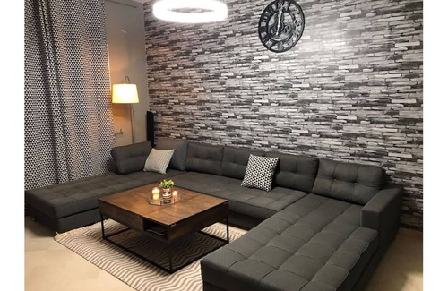 Les Berges du Lac Apartment | Cozy Apartment at Lake 1