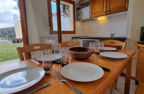 Saint-Etienne-en-Devoluy Apartment | Cozy Apartment 6 People, Near Slopes, Parking, Pets Welcome