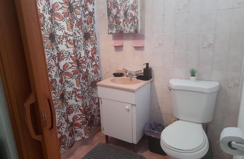 Cangrejo Arriba Apartment | Cozy Apartment across the San Juan Airport