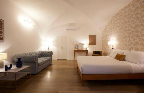 Monti Apartment | Cozy Apartment by the Colosseum