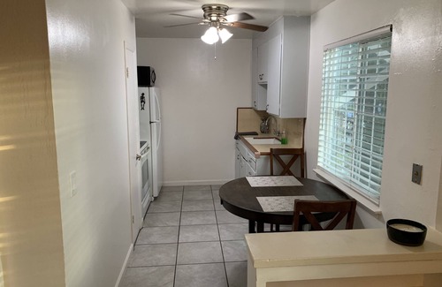 San Jose Apartment | Cozy apartment centrally located in the heart of Silicon Valley