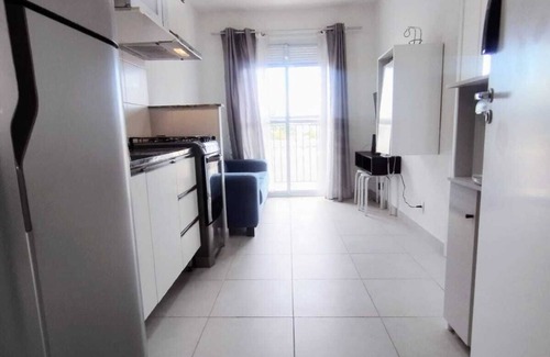Panamby Apartment | Cozy apartment close to the cable-stayed bridge, Morumbi shopping mall.