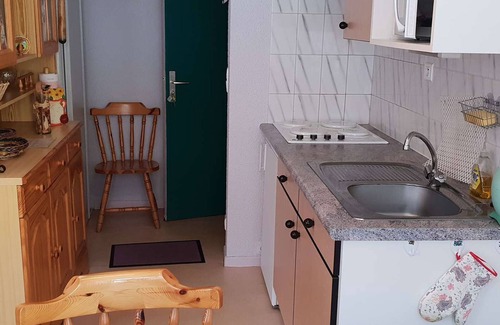 Cauterets Apartment | Cozy Apartment for 4-6 with Parking, Near Center, and Ski Storage in Cauterets