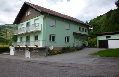 La Bresse Cottage | "Cozy Apartment for 4 with Private Terrace, Near Ski Resort – La Bresse"