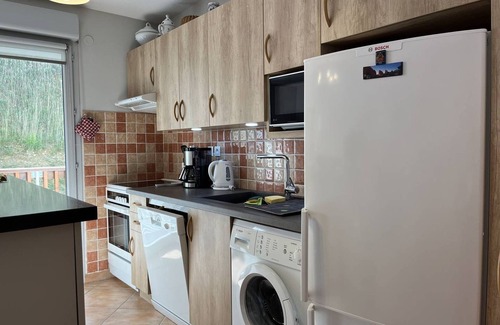 Villard-de-Lans Apartment | Cozy Apartment with Balcony, WiFi, and Free Parking near Ski Slopes