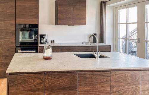 Blokhus Apartment | Cozy Apartment In Blokhus With Wifi