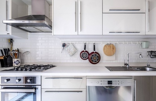 Bostanci Apartment | Cozy Apartment in Bostanci, Kadikoy