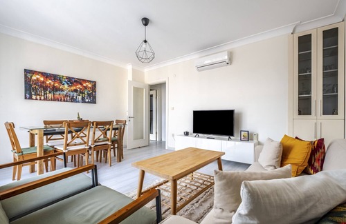 Bostanci Apartment | Cozy Apartment in Bostanci, Kadikoy