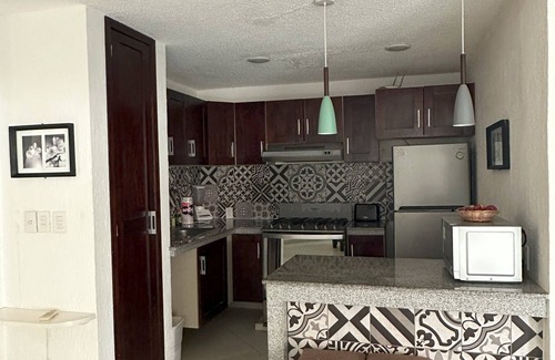 Zona Hotelera Apartment | Cozy Apartment in Cancun, Hotel Zone!