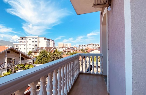 Shkoder Apartment | Cozy apartment in charming Shkoder with AC, Free WiFi, Free Parking BOA