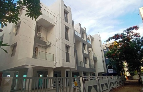 Kharadi Apartment | Cozy apartment in charming Kharadi Pune with AC, WiFi
