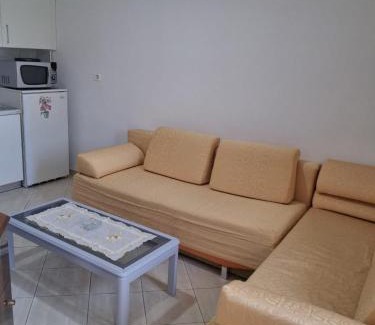 Delvine Apartment | Cozy Apartment in Delvinë