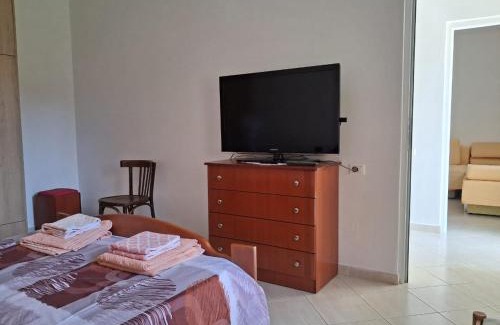 Delvine Apartment | Cozy Apartment in Delvinë