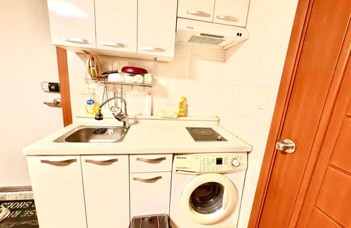 Jangchung-dong Apartment | Cozy apartment in enchanting Seoul with AC, WiFi, heating, Kitched, TV, etc